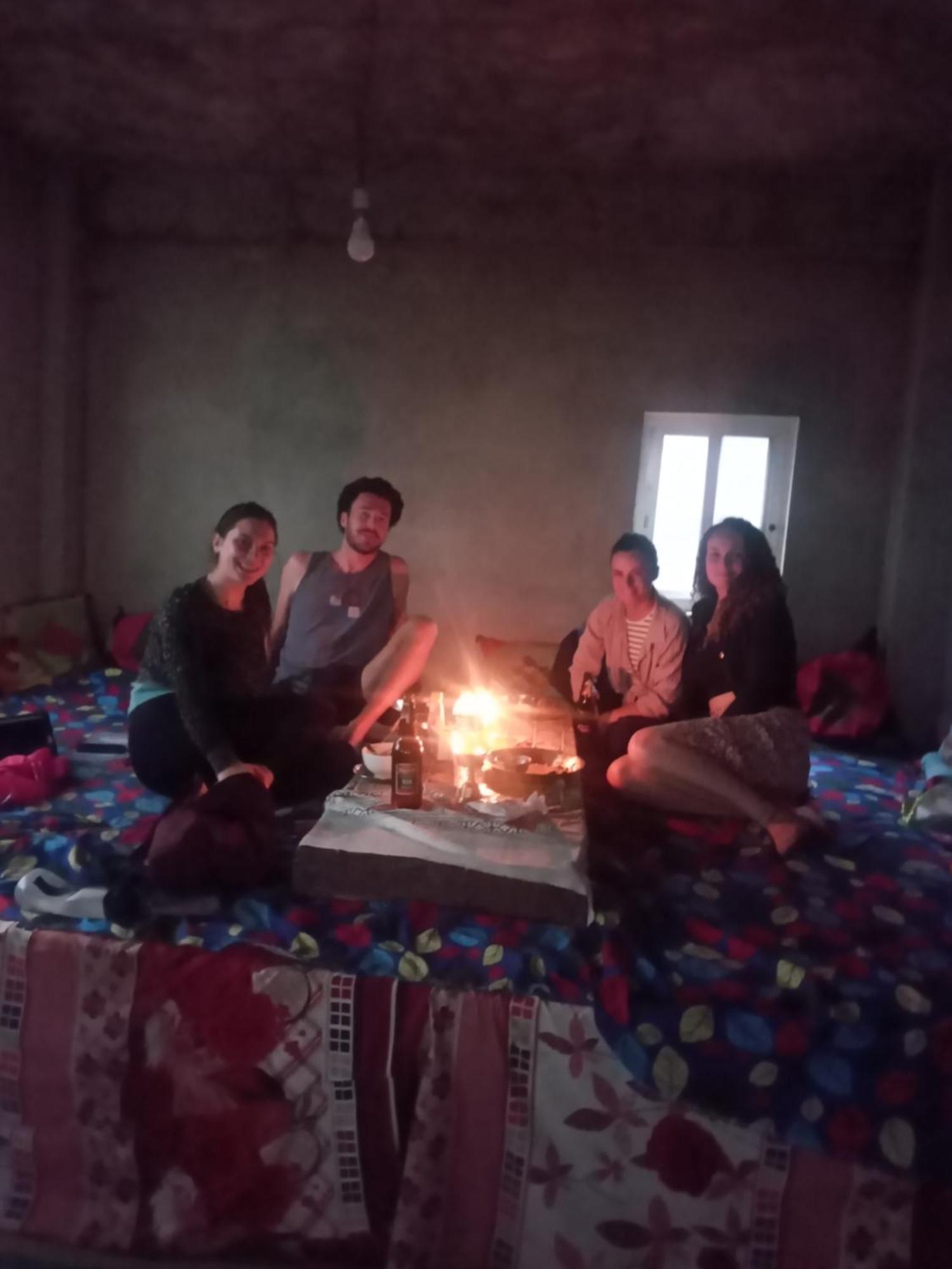 Unique Point Home Stay ナガルコット エクステリア 写真